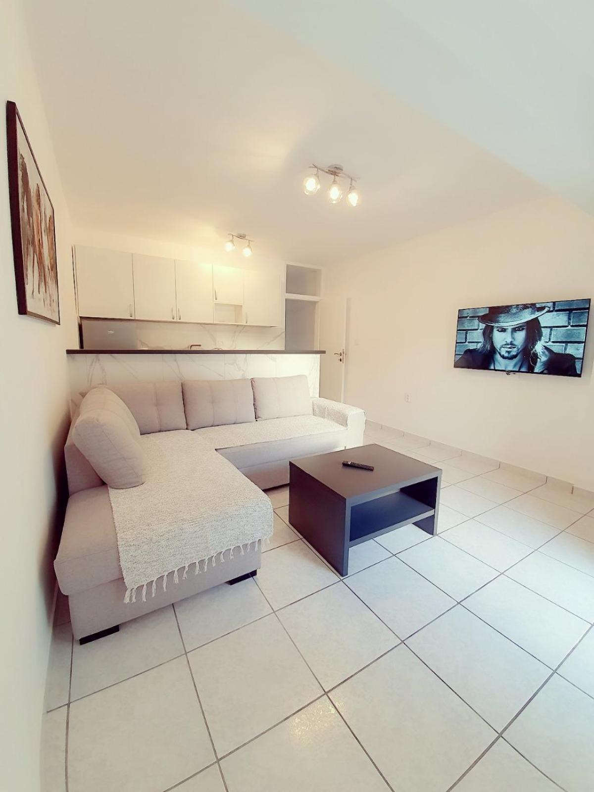 Apartments Adriatic Sveti Stefan Room photo
